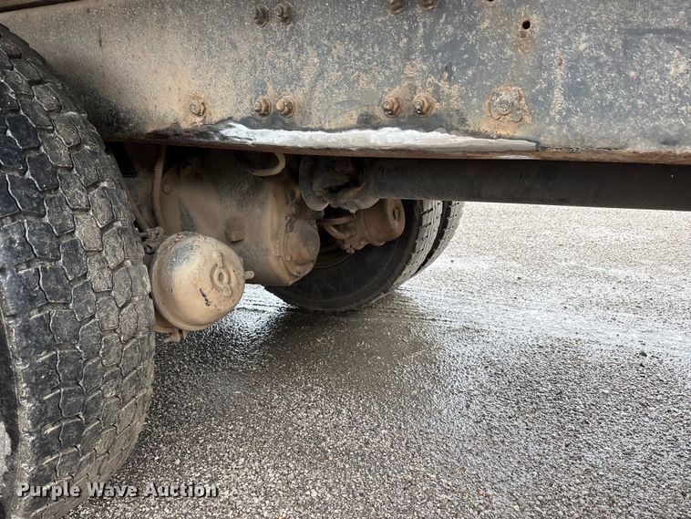 image for item DV4382 2001 Freightliner FL80 dump truck