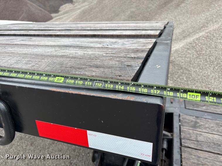 image for item DV4383 2007 Fontaine lowboy equipment trailer