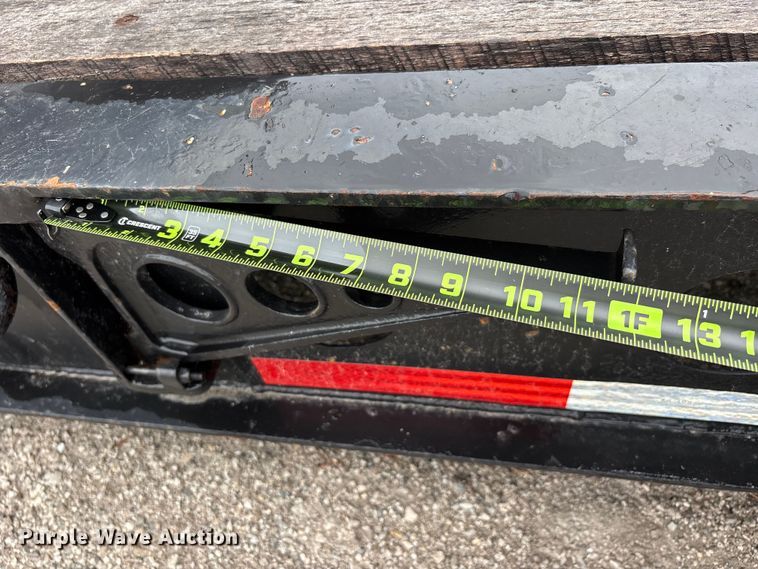 image for item DV4383 2007 Fontaine lowboy equipment trailer