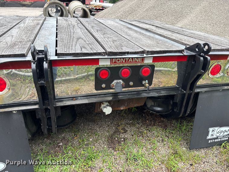 image for item DV4383 2007 Fontaine lowboy equipment trailer