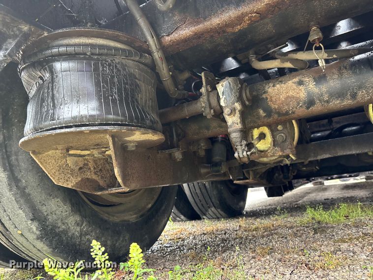 image for item DV4383 2007 Fontaine lowboy equipment trailer