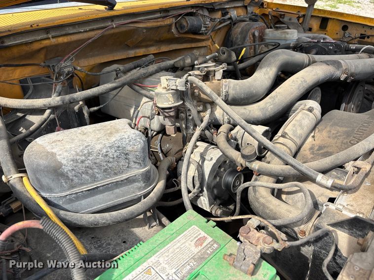 image for item DV4397 1991 Ford F350 utility bed pickup truck