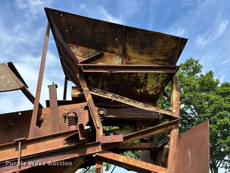 image for item DV4398 Cedar Rapids screening plant