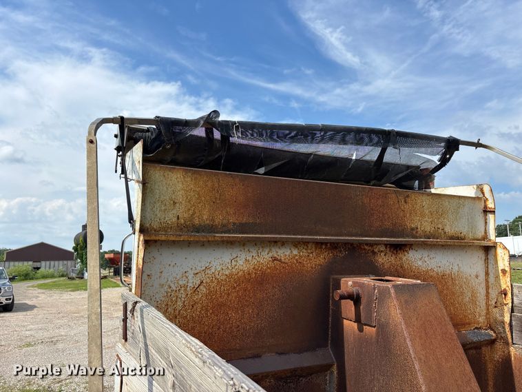 image for item DV4399 Hilbilt dump truck bed