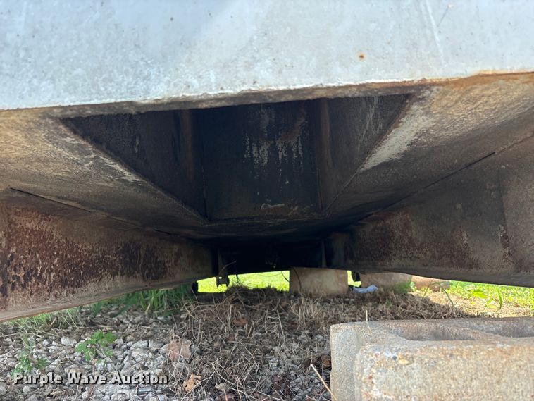 image for item DV4399 Hilbilt dump truck bed