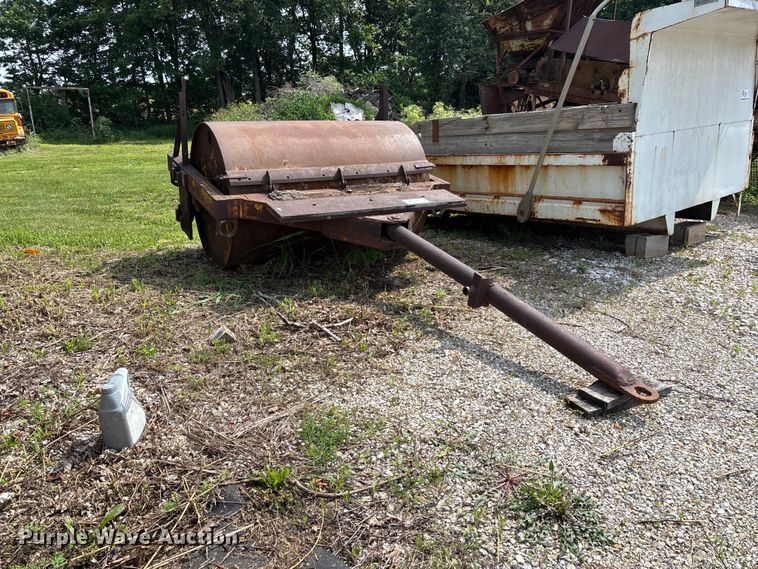 image for item DV4400 Roller compactor