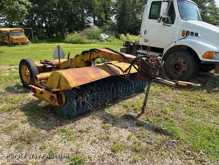 image for item DV4401 Standard Steel Works pull type sweeper