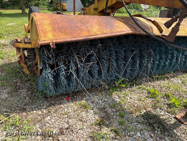 image for item DV4401 Standard Steel Works pull type sweeper