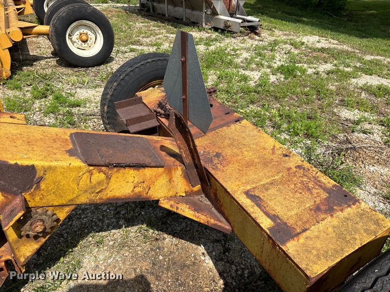 image for item DV4401 Standard Steel Works pull type sweeper