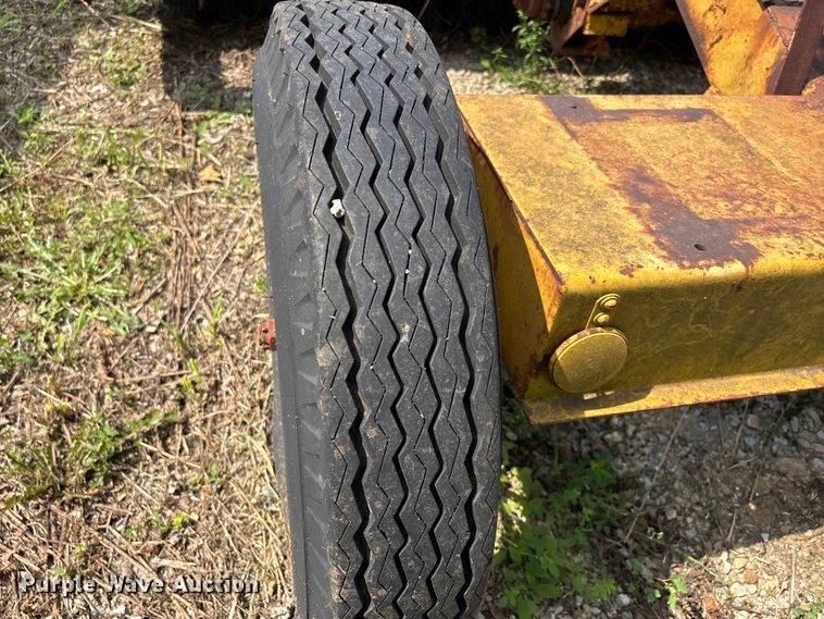 image for item DV4401 Standard Steel Works pull type sweeper