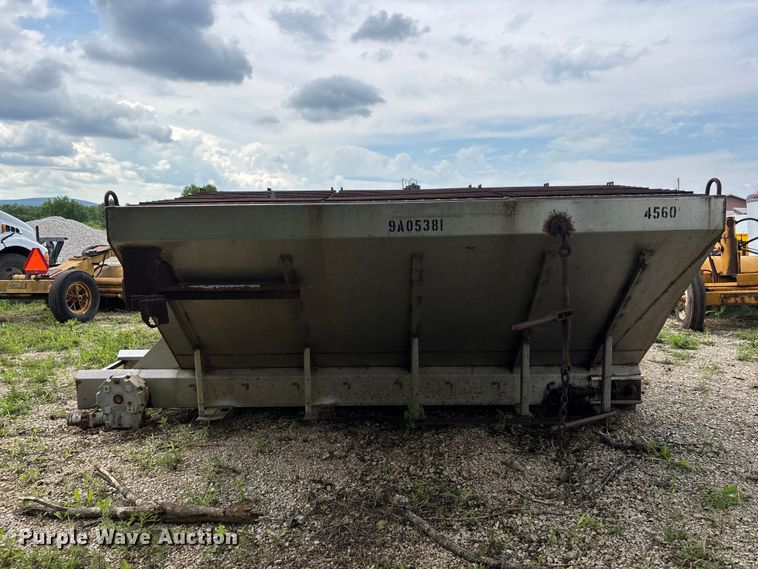 image for item DV4403 Swenson spreader
