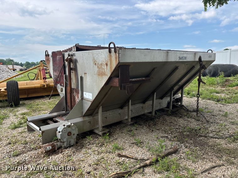 image for item DV4403 Swenson spreader