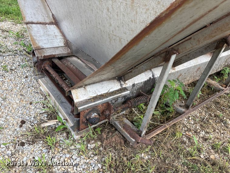 image for item DV4403 Swenson spreader