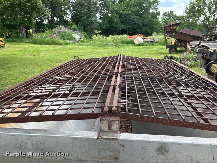 image for item DV4403 Swenson spreader