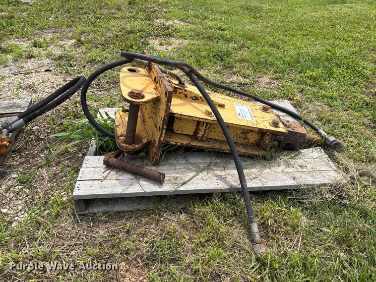 image for item DV4406 Hydraulic breaker