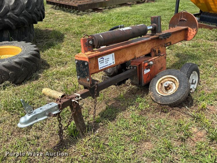 image for item DV4407 Lawn and garden equipment 