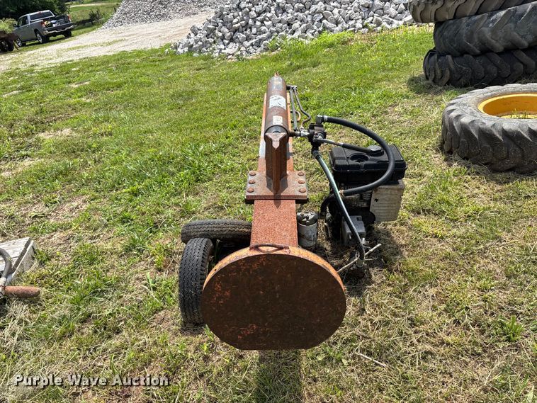 image for item DV4407 Lawn and garden equipment 