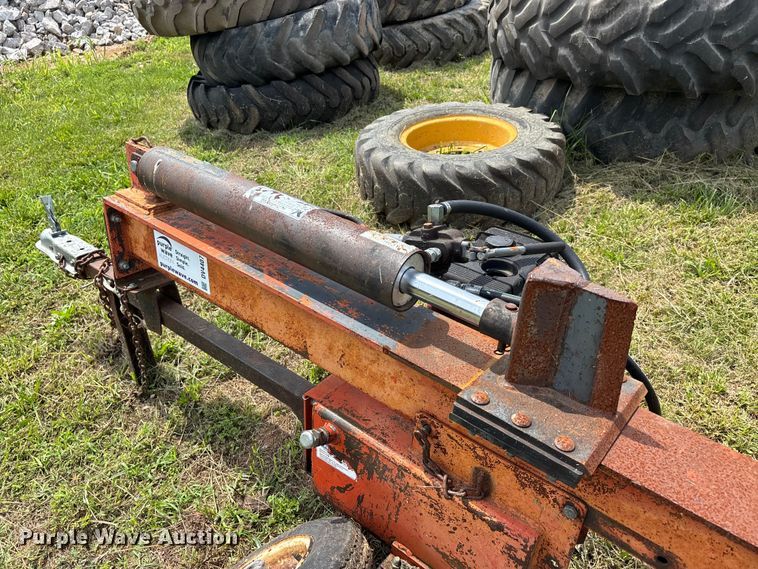 image for item DV4407 Lawn and garden equipment 