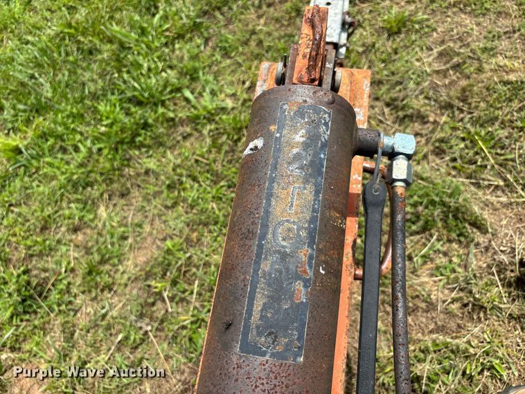 image for item DV4407 Lawn and garden equipment 