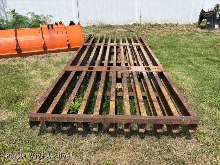 image for item DV4407 Lawn and garden equipment 