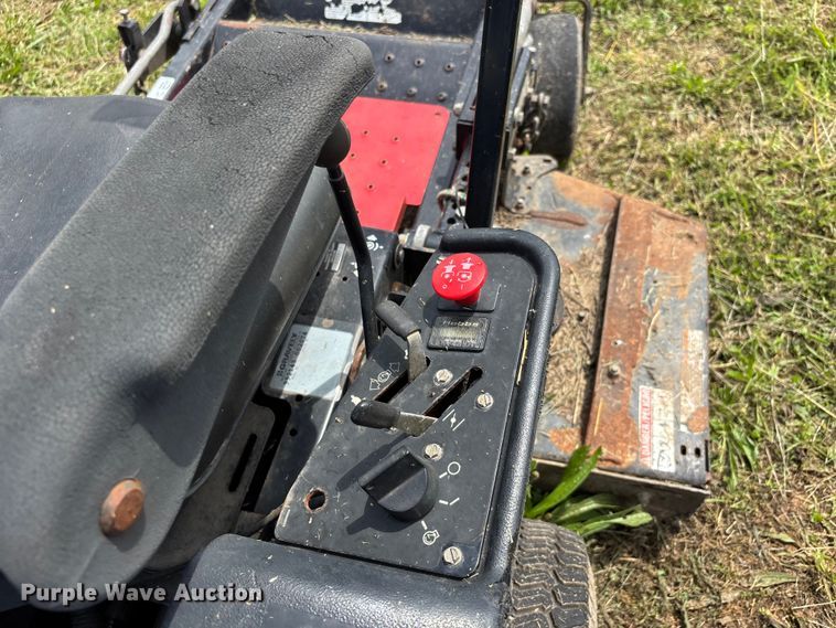 image for item DV4407 Lawn and garden equipment 