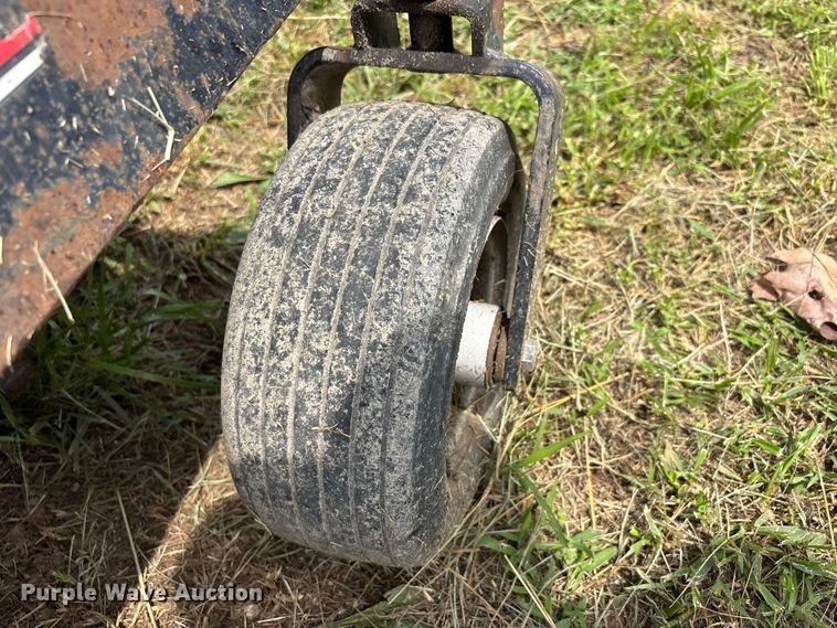 image for item DV4407 Lawn and garden equipment 
