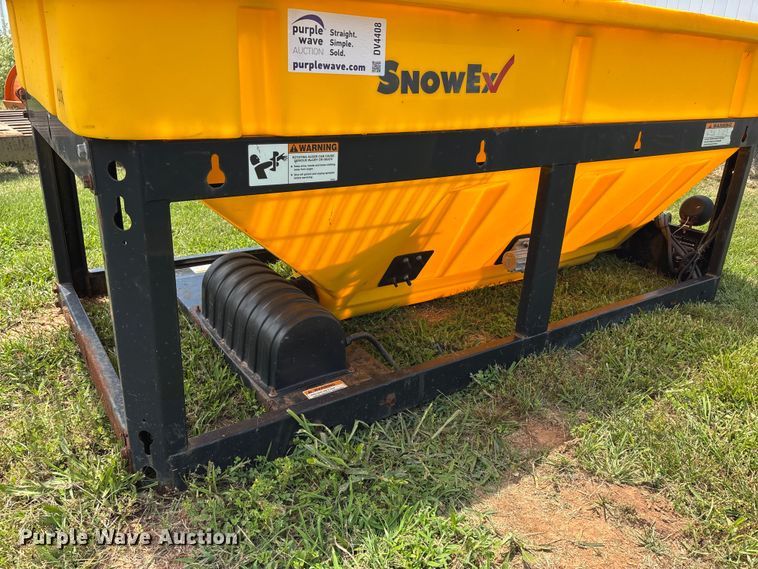 image for item DV4408 Snowed spreader