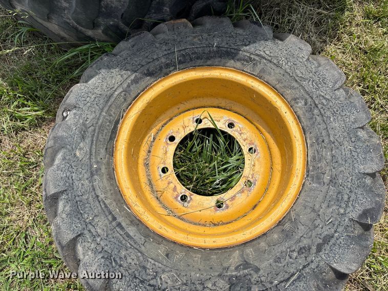 image for item DV4409 (12) tires