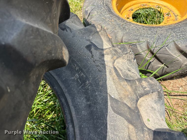 image for item DV4409 (12) tires