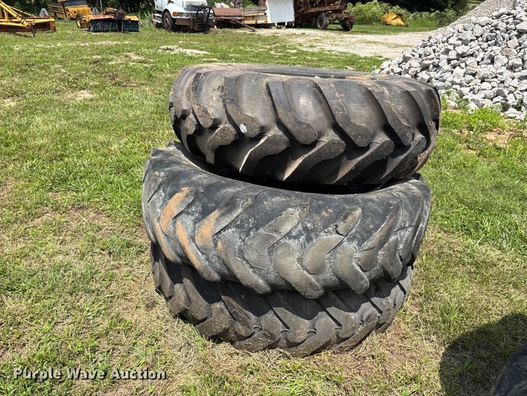 image for item DV4409 (12) tires