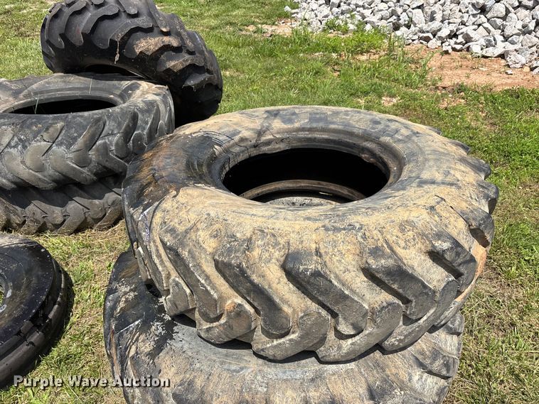 image for item DV4409 (12) tires