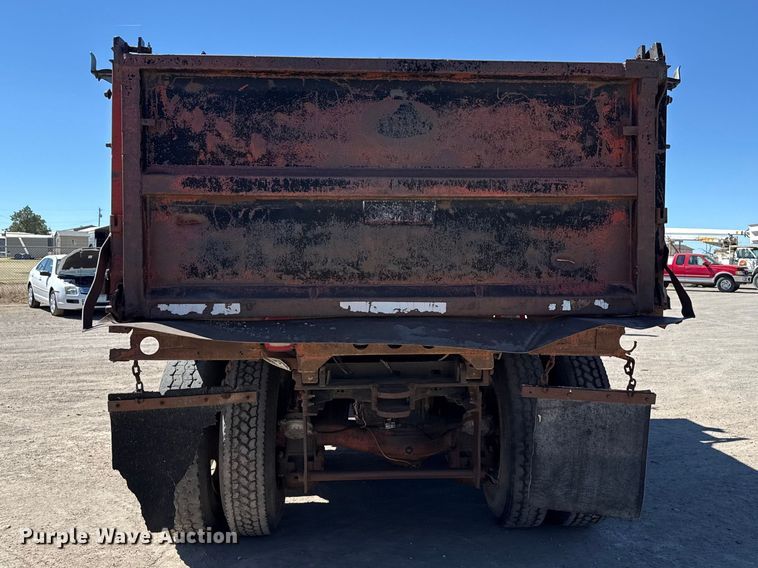 image for item DZ5339 1981 Mack R686ST dump truck