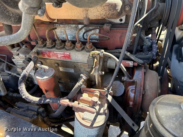 image for item DZ5339 1981 Mack R686ST dump truck