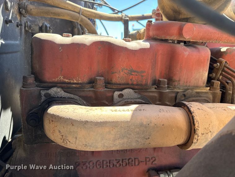 image for item DZ5339 1981 Mack R686ST dump truck