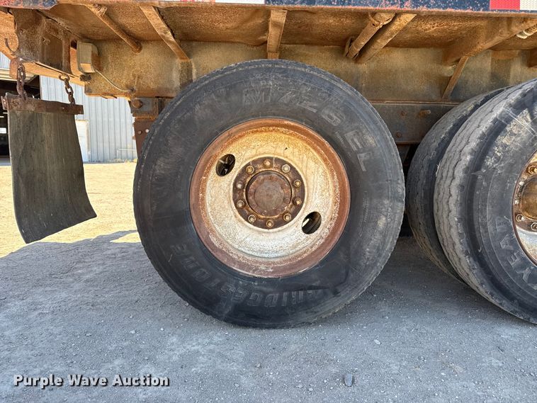 image for item DZ5339 1981 Mack R686ST dump truck
