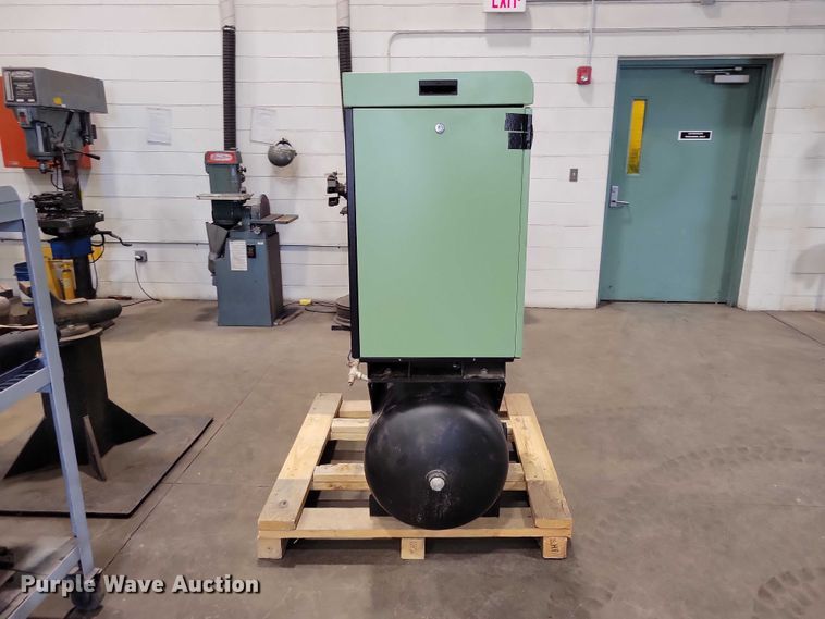 image for item DZ7136 2018 Sullair ST410RD air compressor