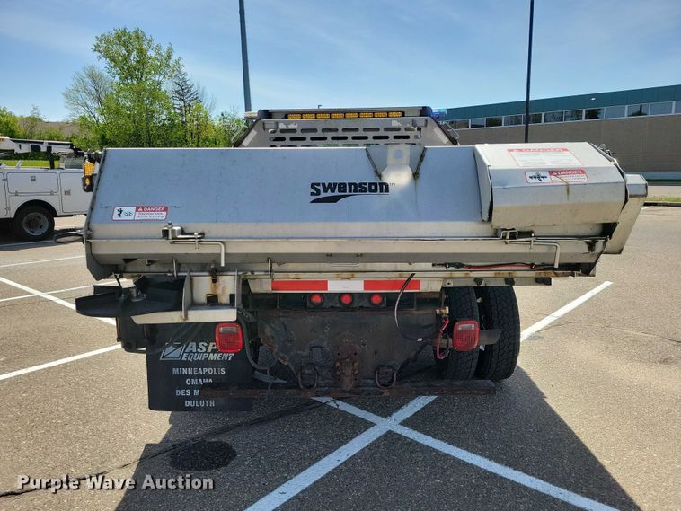 image for item DZ7137 2012 Ford  F450 Super Duty dump truck