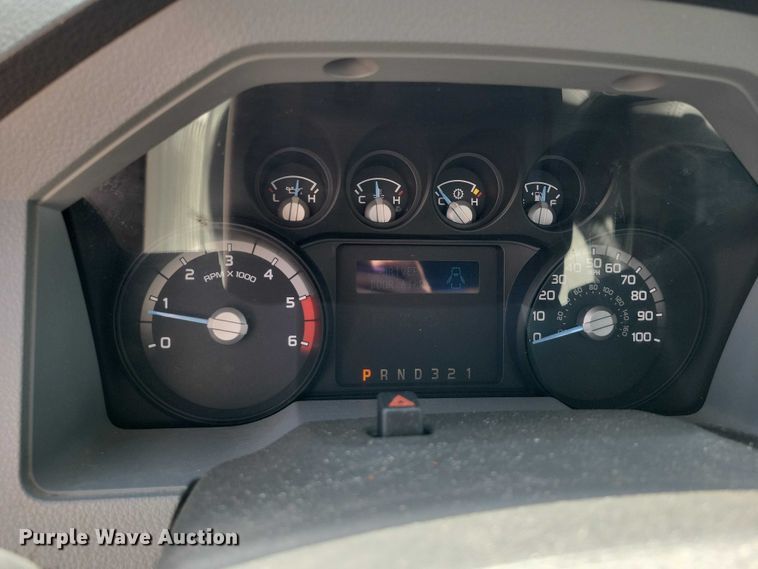 image for item DZ7137 2012 Ford  F450 Super Duty dump truck