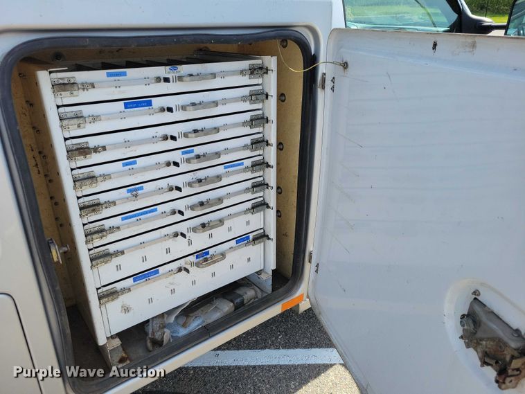 image for item DZ7138 2007 Ford F450 Super Duty utility / service truck