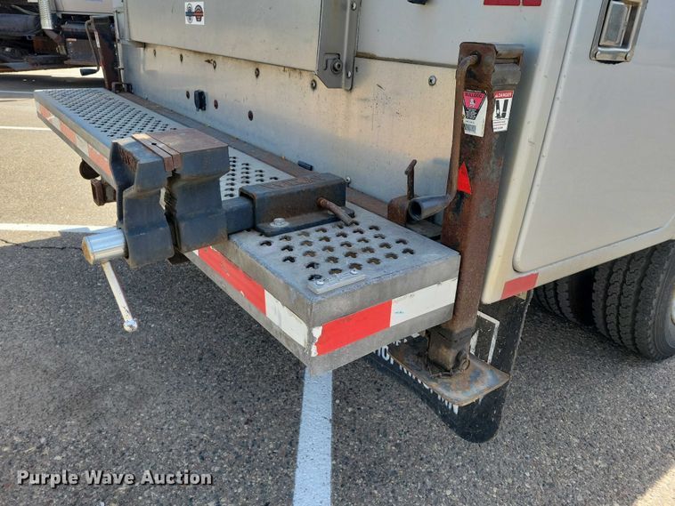 image for item DZ7138 2007 Ford F450 Super Duty utility / service truck