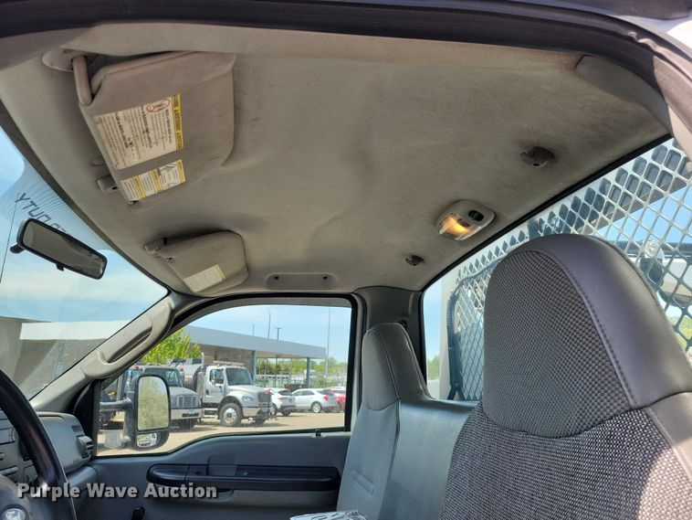 image for item DZ7138 2007 Ford F450 Super Duty utility / service truck