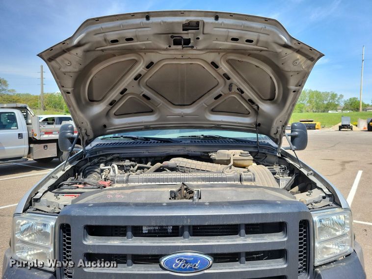 image for item DZ7138 2007 Ford F450 Super Duty utility / service truck