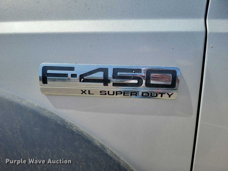 image for item DZ7138 2007 Ford F450 Super Duty utility / service truck
