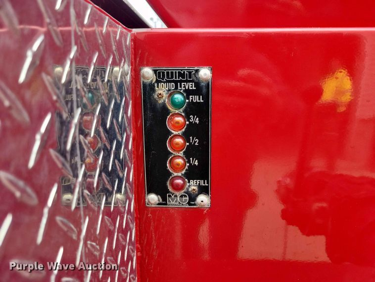 image for item DZ7147 1991 Ford L8000 tanker fire truck