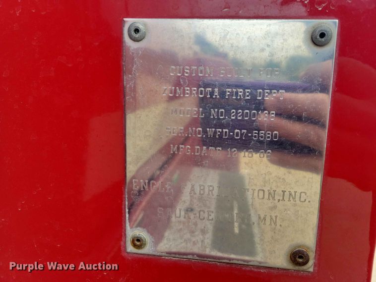 image for item DZ7147 1991 Ford L8000 tanker fire truck