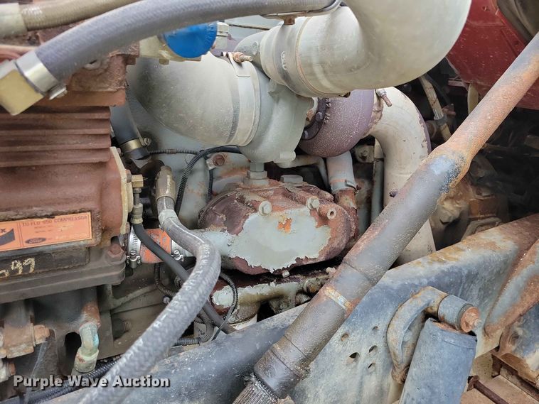 image for item DZ7147 1991 Ford L8000 tanker fire truck
