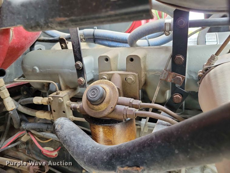 image for item DZ7147 1991 Ford L8000 tanker fire truck
