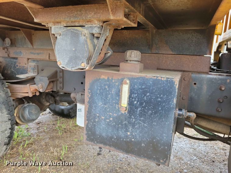 image for item DZ7163 1992 Chevrolet  Kodiak dump truck