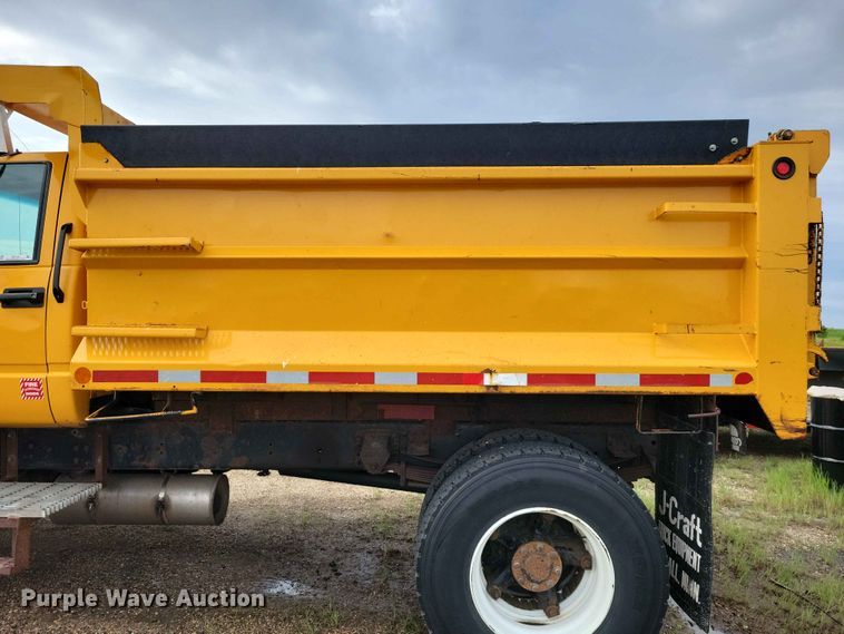image for item DZ7163 1992 Chevrolet  Kodiak dump truck
