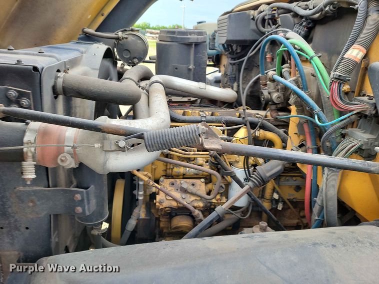 image for item DZ7163 1992 Chevrolet  Kodiak dump truck
